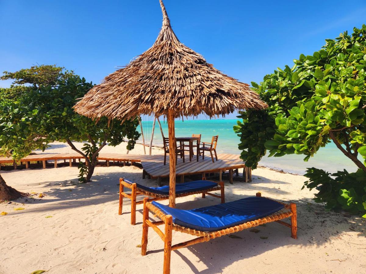 Almas Beach Boutique Hotel Makunduchi Kültér fotó