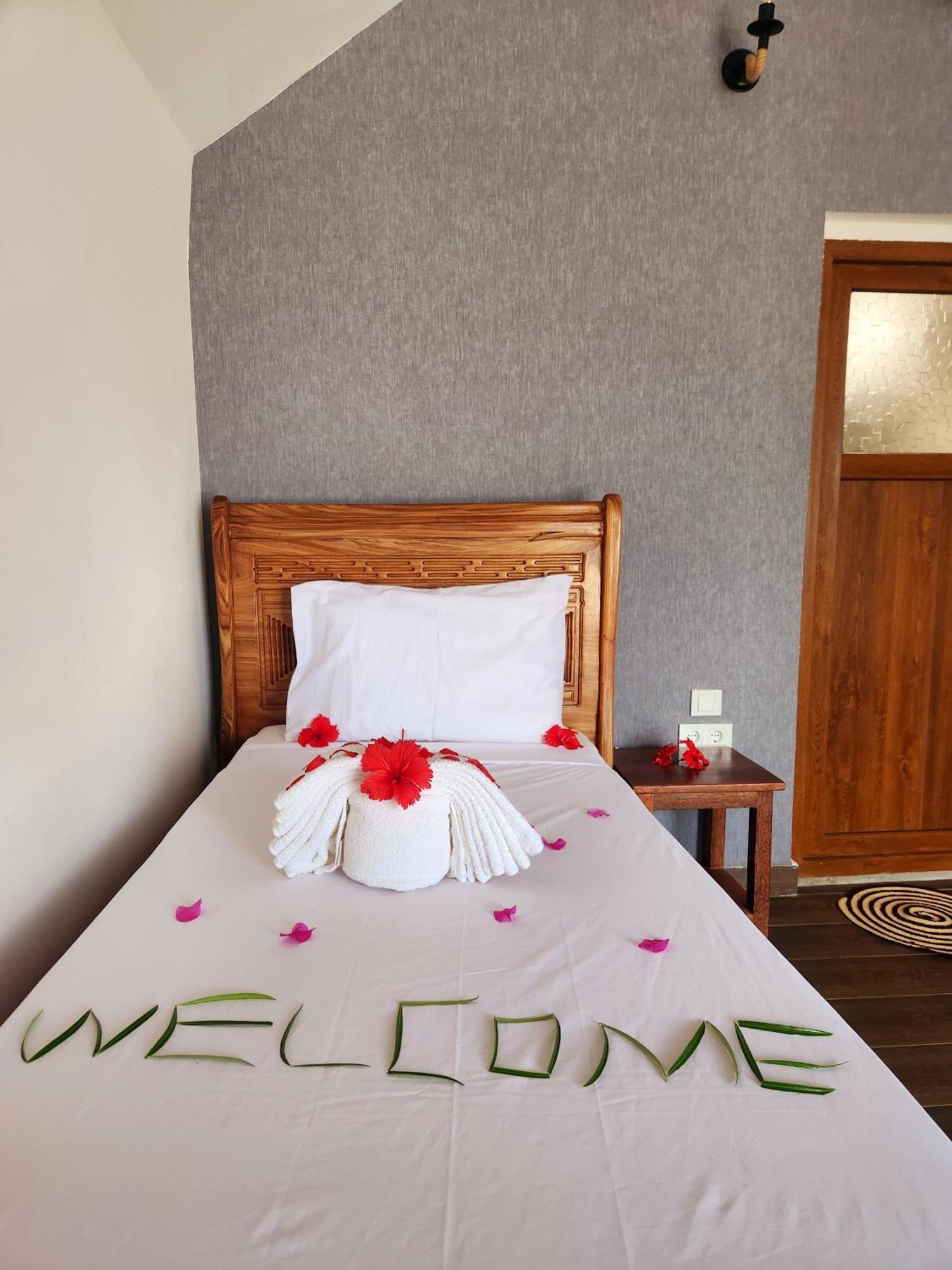 Almas Beach Boutique Hotel Makunduchi Kültér fotó