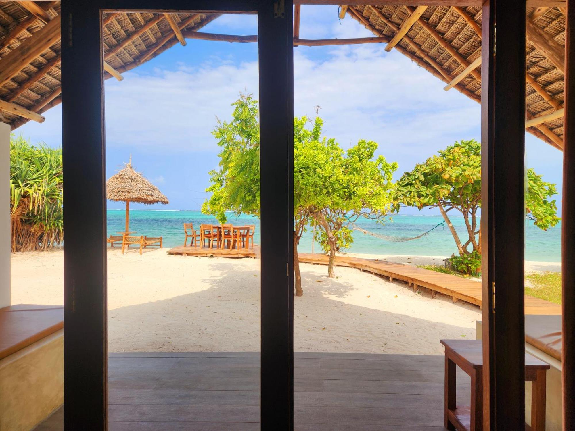 Almas Beach Boutique Hotel Makunduchi Kültér fotó
