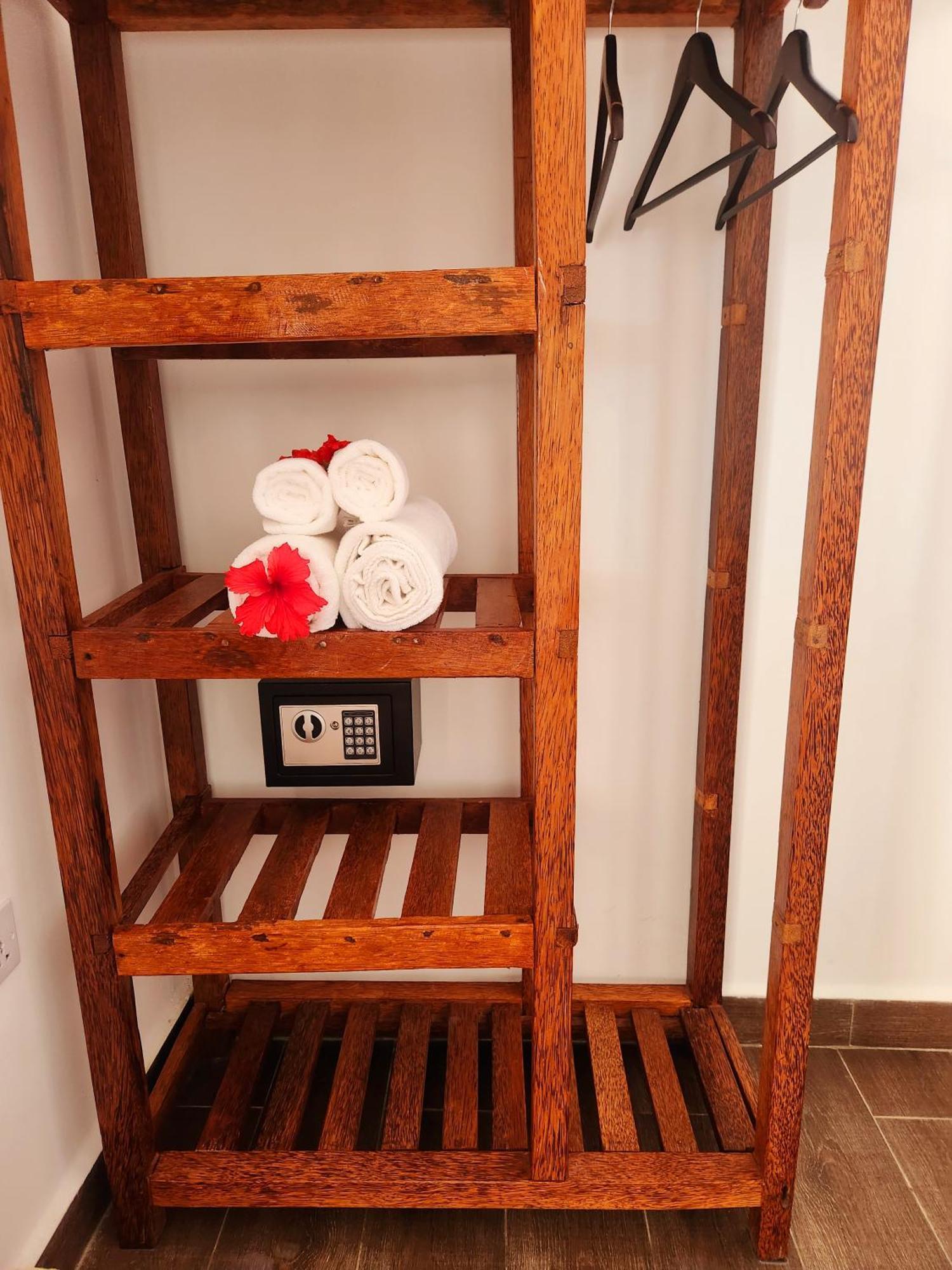 Almas Beach Boutique Hotel Makunduchi Kültér fotó
