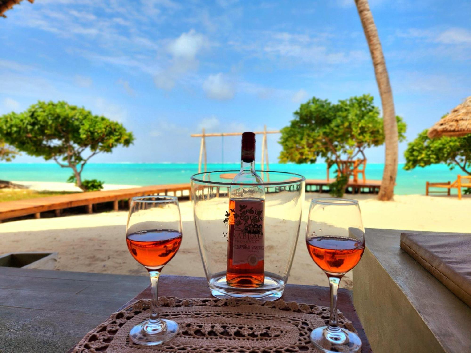 Almas Beach Boutique Hotel Makunduchi Kültér fotó