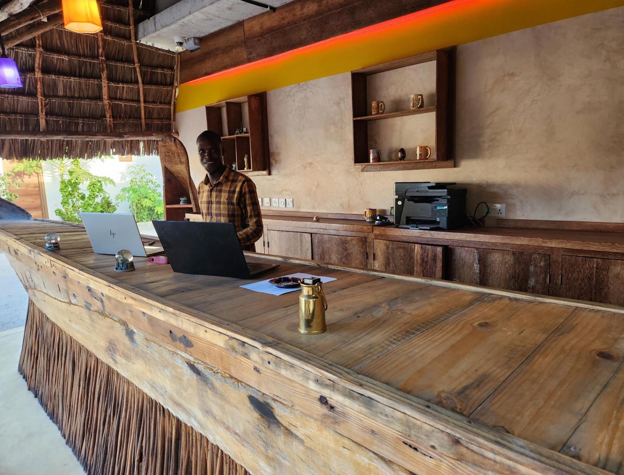 Almas Beach Boutique Hotel Makunduchi Kültér fotó